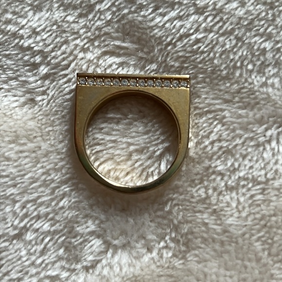 Michael kors gold tone crystal ring - Picture 2 of 3